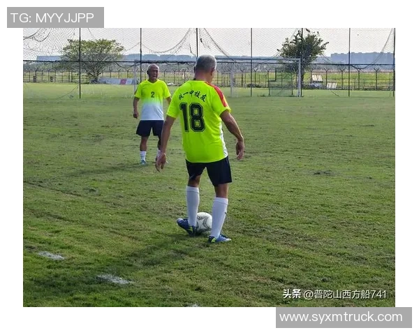 足球团队协作排行榜：重庆足球队位居第10名