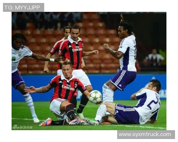 足球评论：成都足球队的包夹得失