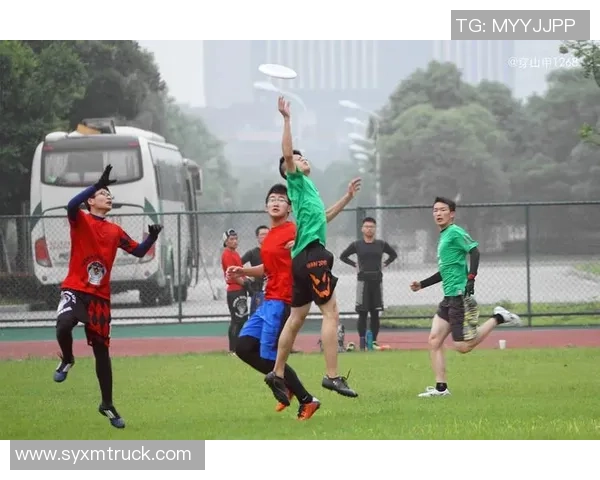 飞盘巨献:探秘南京飞盘队的配合 飞盘巨献:探秘南京飞盘队的配合